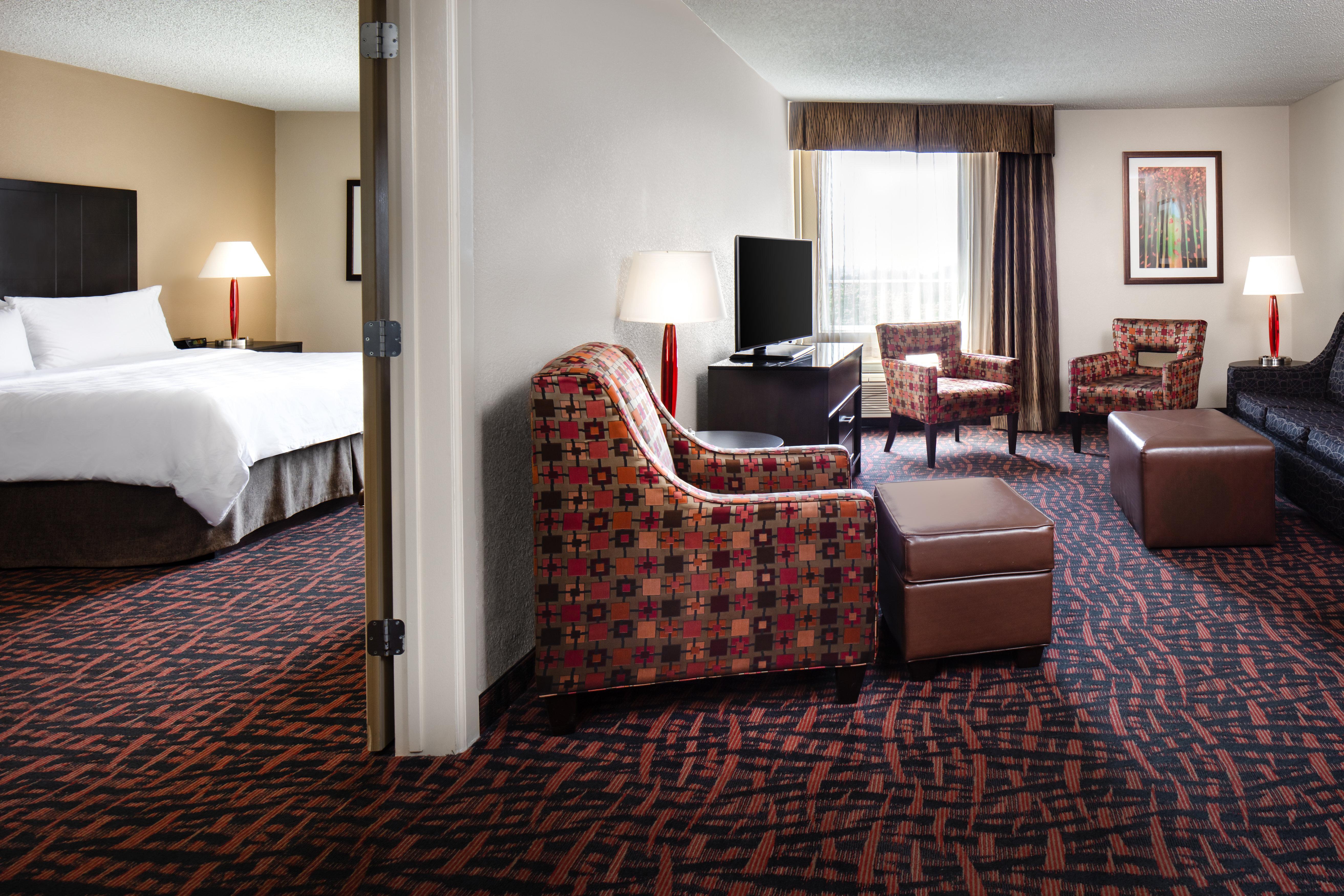 Holiday Inn Wichita East I-35 By Ihg Exterior photo