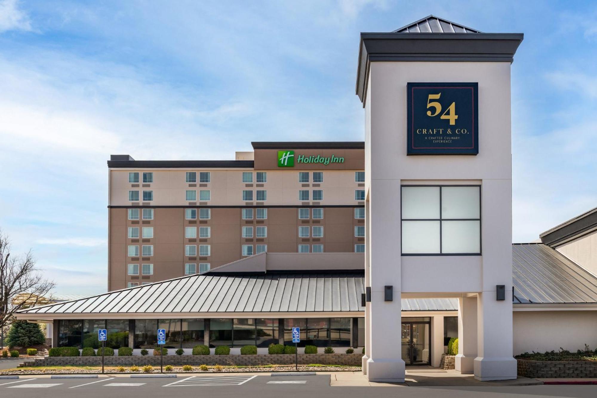 Holiday Inn Wichita East I-35 By Ihg Exterior photo