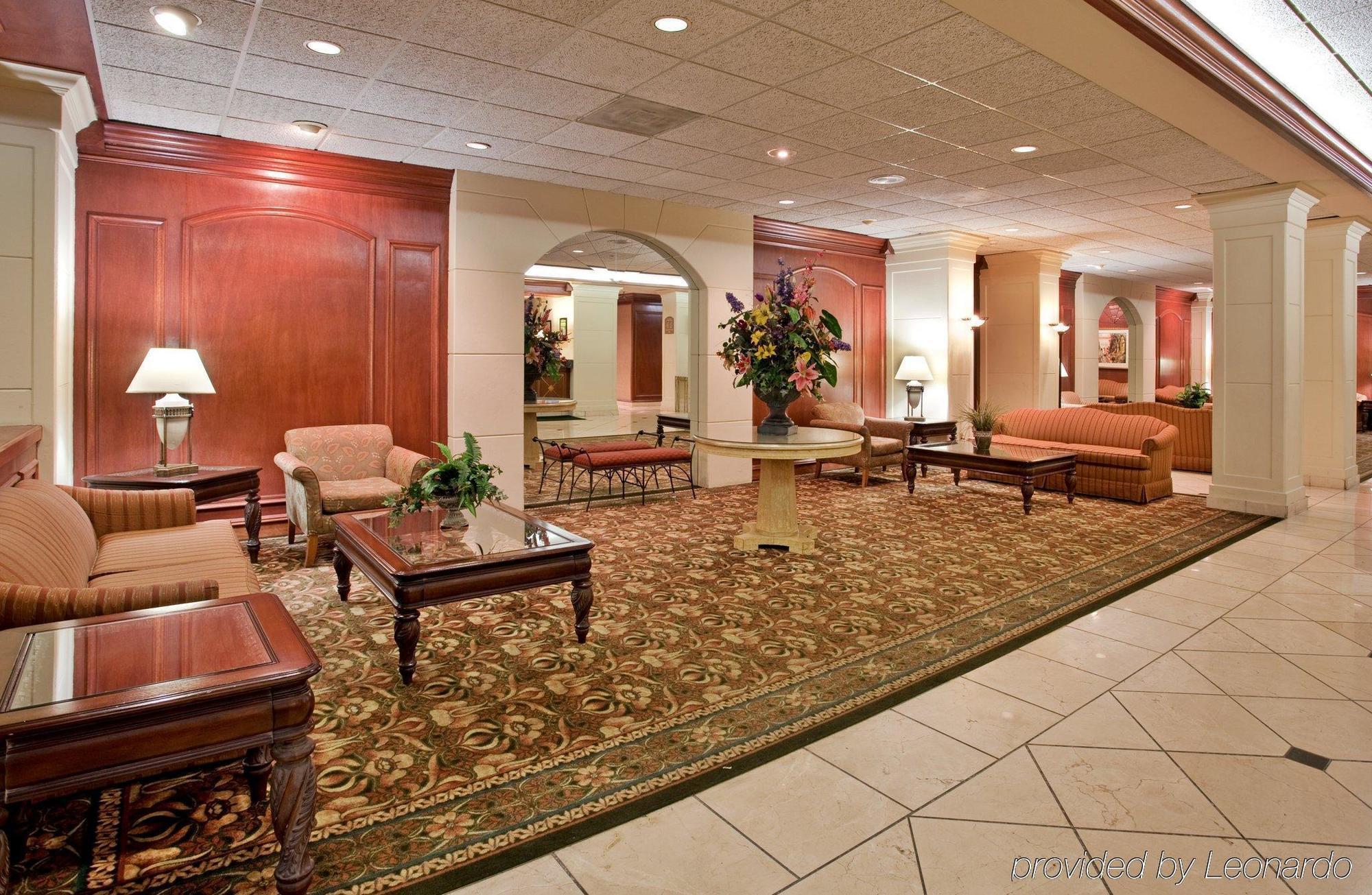 Holiday Inn Wichita East I-35 By Ihg Interior photo
